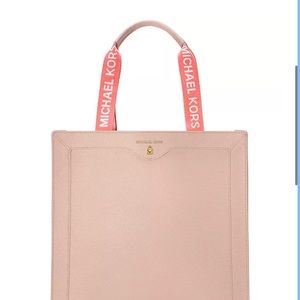 Pink Michael Kors Hand Bag